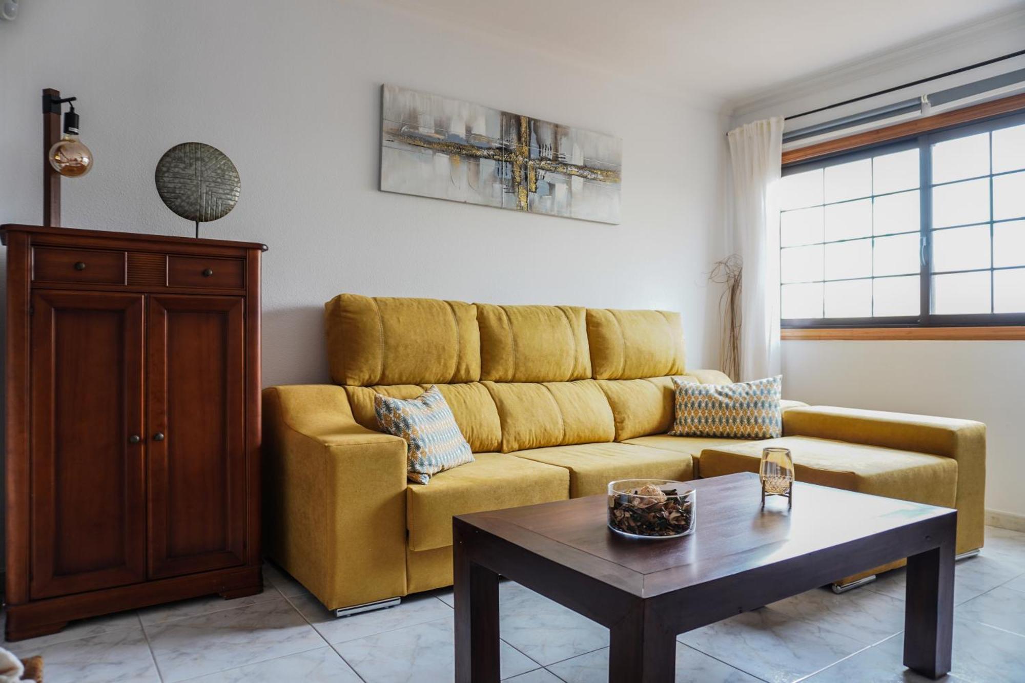 Bright House With Working Space El Médano